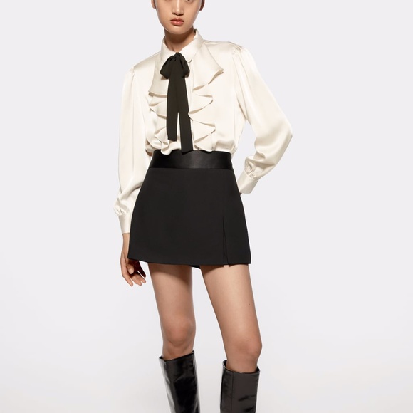 ZARA Satin Blouse with Ruffles. Neutral. XL. - Picture 9 of 9